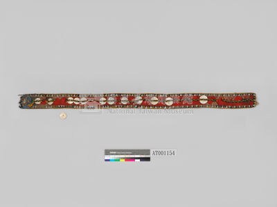 chieftain's ornament made of shell  Collection Image, Figure 13, Total 19 Figures