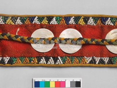 chieftain's ornament made of shell  Collection Image, Figure 18, Total 19 Figures