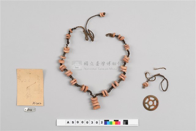 陶瓷頸飾藏品圖，第2張