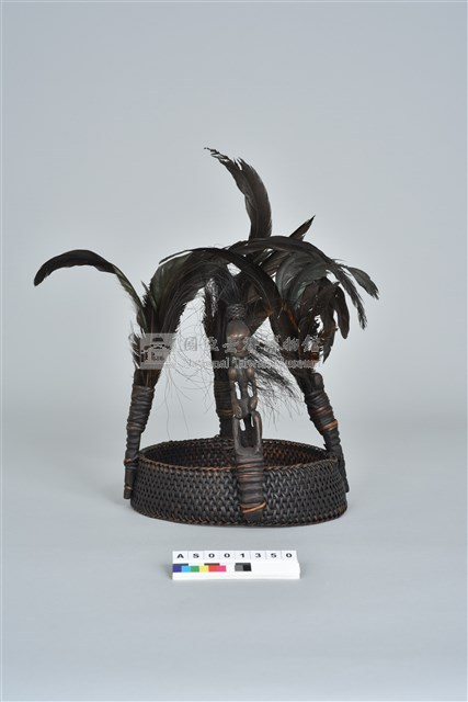 籐編木雕人像羽毛頭飾藏品圖，第16張