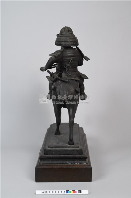 日本將軍著盔騎馬銅像藏品圖，第13張