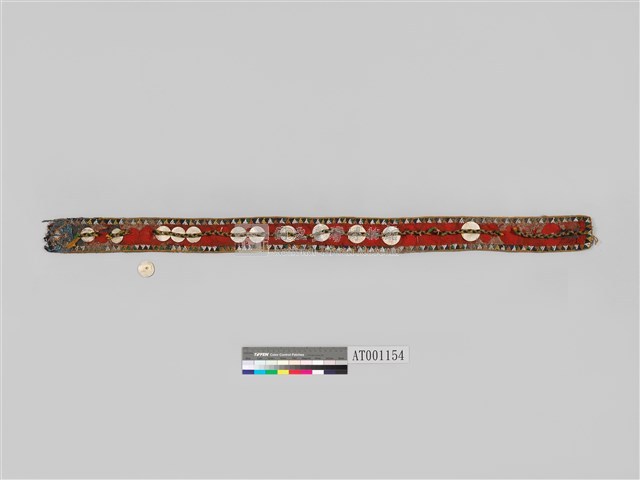 chieftain's ornament made of shell  Collection Image, Figure 22, Total 19 Figures