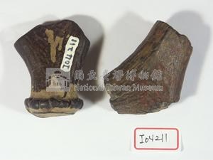 鹿角基部兩件藏品圖，第2張