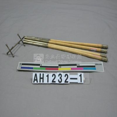 東宮殿下行啓紀念物鑲銀牙骨筷藏品圖，第1張