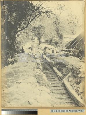 臺中州新高郡番地巒大山檜運材滑道之景藏品圖，第3張