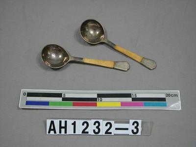 東宮殿下行啓紀念物銀匙藏品圖，第5張
