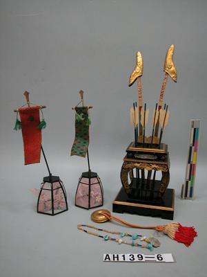 日本風俗品－弓箭架藏品圖，第1張