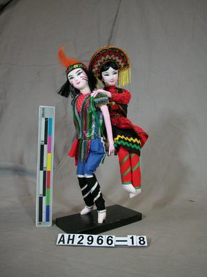 原住民娶親玩偶藏品圖，第1張