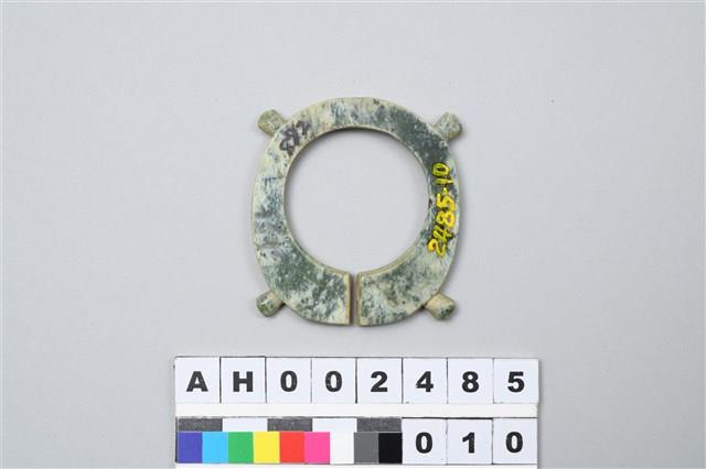 帶四突起玉玦藏品圖，第5張