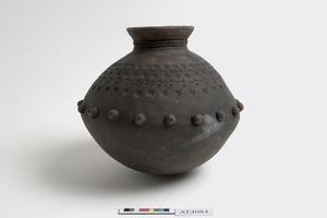 中国美術　漢 青銅製 雙環乳釘紋圓壺』置物 賞物 貴重物品 中国美術漢 青銅製 雙環乳釘紋圓壺』置物 賞物 貴重物品