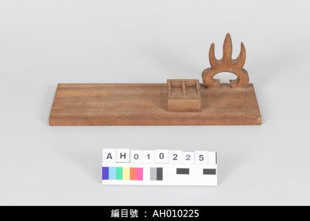布袋戲道具-桌(含文具)藏品圖，第13張