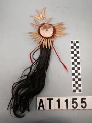Hat-insignia made of wild boar teeth and cone shell disc Collection Image, Figure 6, Total 6 Figures