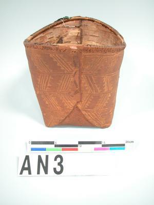 Birchbark container Collection Image, Figure 3, Total 3 Figures