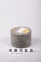 存放錫119之鉛罐藏品圖，第1張
