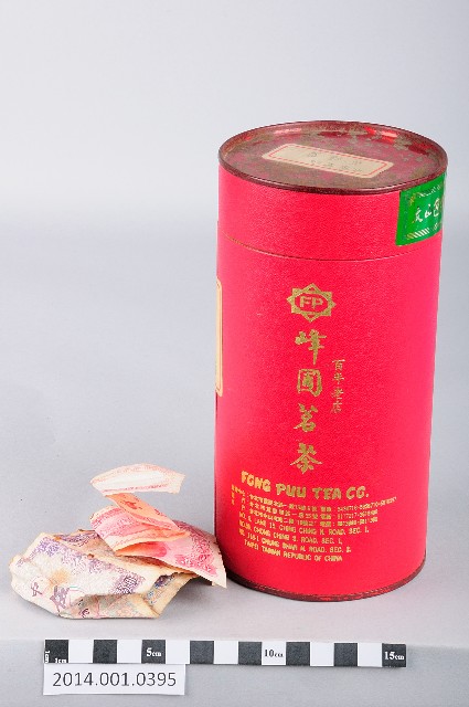 簽帳筒(以空茶筒加工而成)的圖片