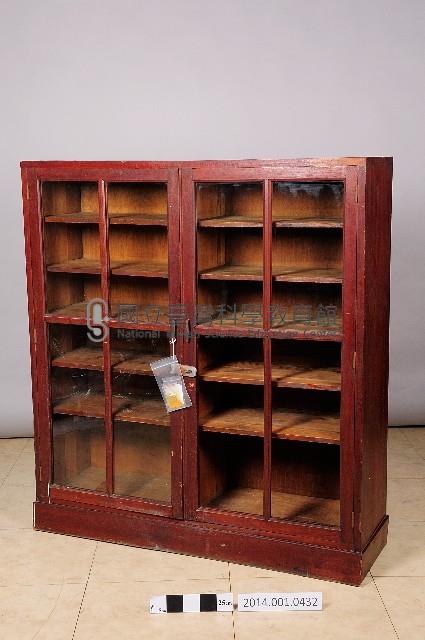 木製物品櫃架藏品圖，第1張