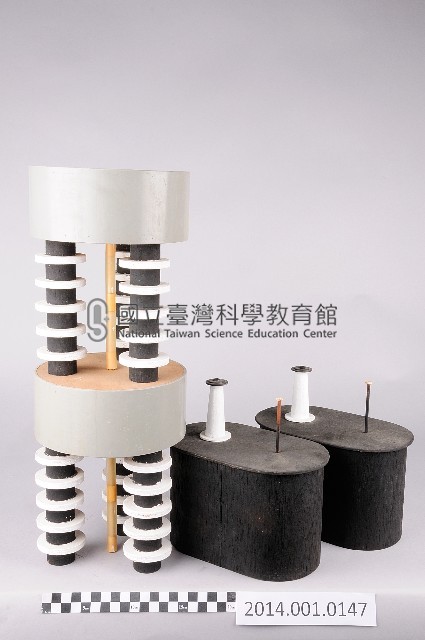 粒子加速器縮尺模型藏品圖，第1張