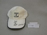 呂良煥簽名高爾夫帽藏品圖，第1張