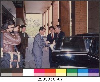 歡迎中華民國大專院校體育總會參加1992年世界大學羽球錦標賽代表隊凱旋歸國(81年)7-相片藏品圖，第1張