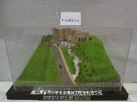 國立體育學院單身教職員工宿舍新建工程案-建築模型(裝框)藏品圖，第1張