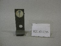 不倒翁造型小時鐘紀念品藏品圖，第1張