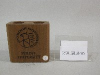木製筆筒紀念品-美國普渡大學贈藏品圖，第1張