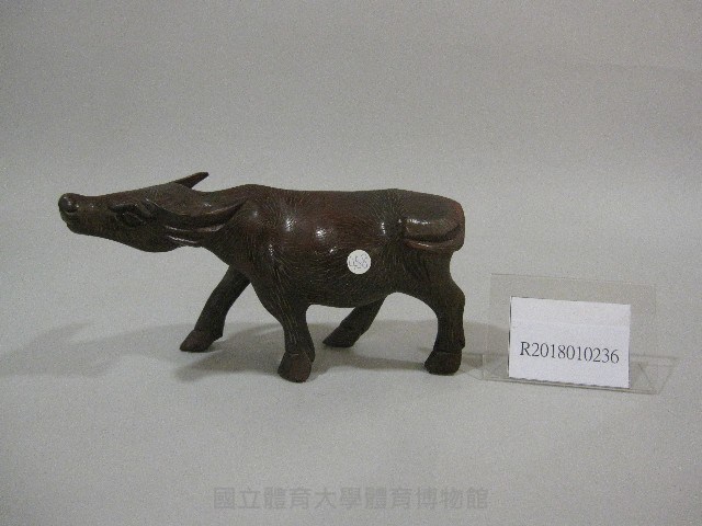 水牛造型藝術品藏品圖，第1張