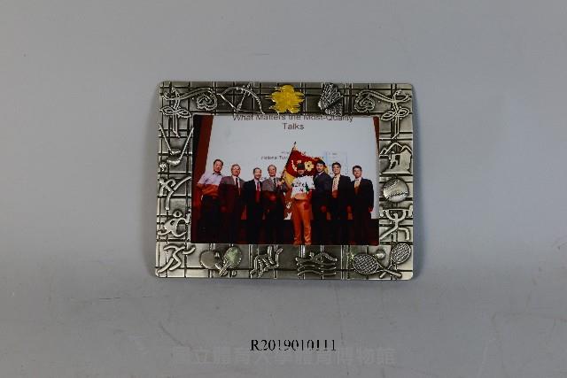 2009梅花旗大學棒球錦標賽優勝-校內紀念合影藏品圖，第1張