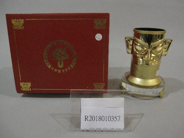 金色人面造型-筆筒紀念品藏品圖，第1張