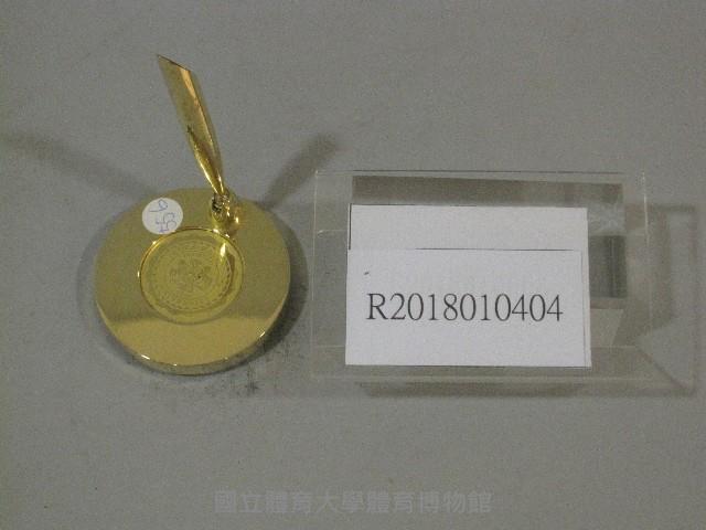 紙鎮筆筒紀念品-美國洛克海文大學贈藏品圖，第1張
