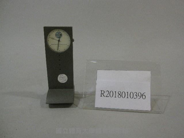 不倒翁造型小時鐘紀念品藏品圖，第1張