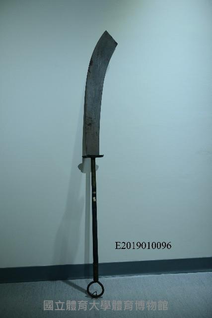 雙手帶藏品圖，第1張