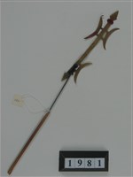 中國河北皮影戲道具─武器，戟藏品圖，第2張