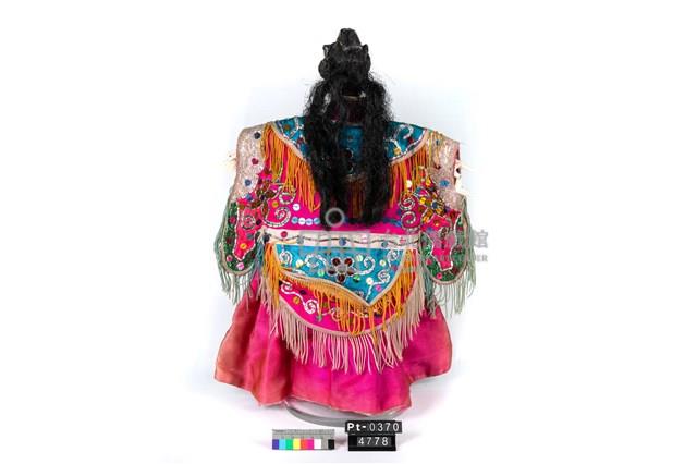 臺灣布袋戲偶-旦角藏品圖，第2張