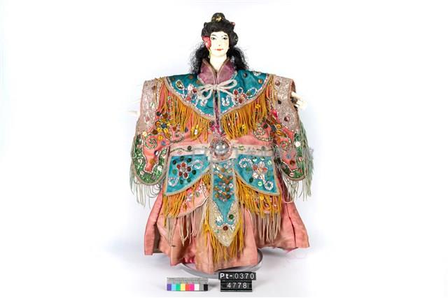 臺灣布袋戲偶-旦角藏品圖，第1張