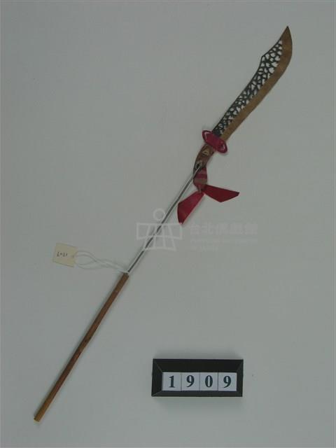 中國河北皮影戲道具─武器，刀藏品圖，第2張