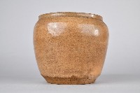 陶製褐胎透明釉素面油罐藏品圖，第1張