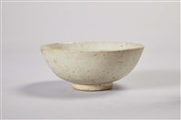 彩繪刻花白陶碗藏品圖，第2張