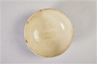 陶製米黃底藍葉粉花碗藏品圖，第3張