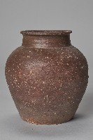 紅色素面陶製釀酒罐藏品圖，第1張