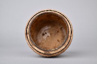 淺褐釉朱黑弦紋罐藏品圖，第2張