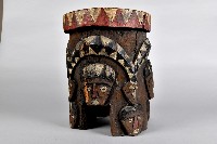 浮雕人面百步蛇木椅藏品圖，第4張