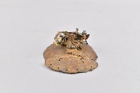 圓扁形帶鳳凰頂神像冠藏品圖，第3張