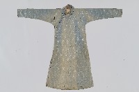 男性開襟淺藍長衫藏品圖，第1張