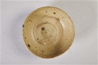 陶製灰白釉素面碗藏品圖，第3張