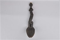 浮雕人面百步蛇木製匙藏品圖，第1張