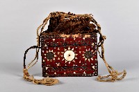 鑲螺鈿太陽紋祈禱箱藏品圖，第1張