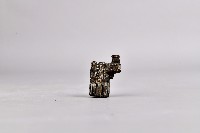 坐姿人像造型菸斗頭藏品圖，第1張