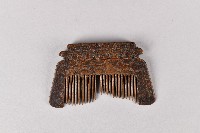 人面幾何紋木製梳藏品圖，第1張