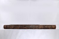 浮雕瑪家式人像百步蛇紋橫樑藏品圖，第1張